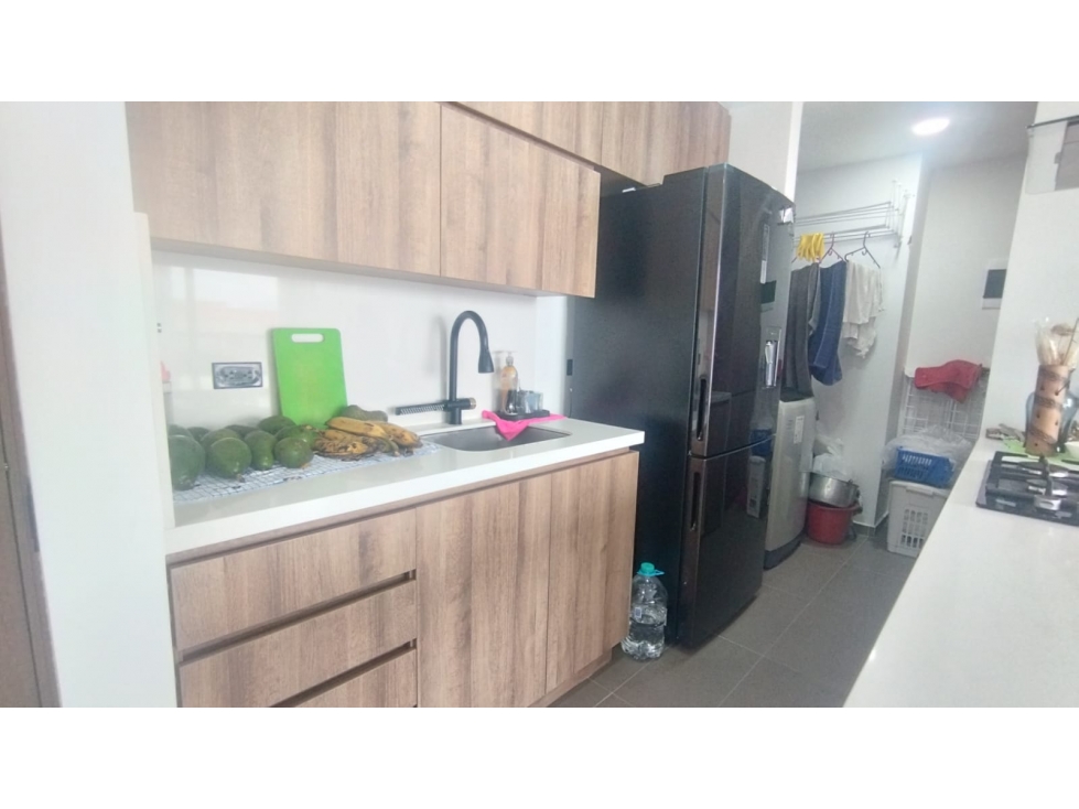Venta de Apartamento Moderno en Envigado, El Trianón — foto 2