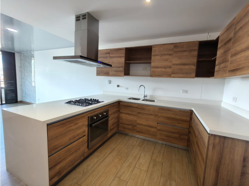 Venta Apartamento Moderno en Medellín, Poblado Ciudad del Río — foto 3