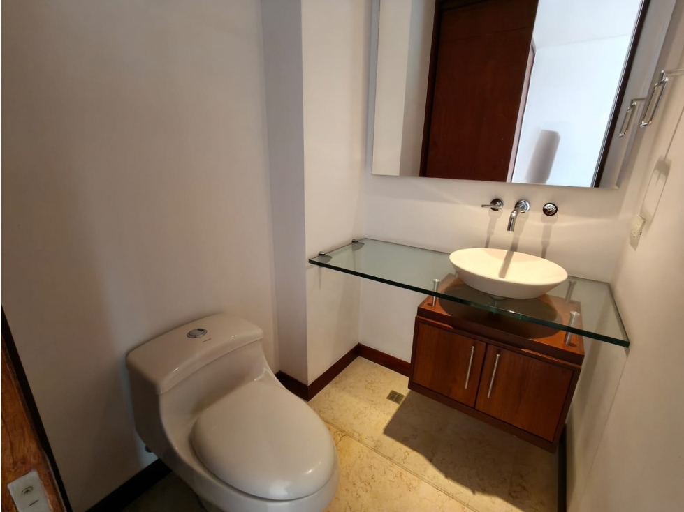 Apartamento en Venta Poblado, loma del Tesoro. — foto 4