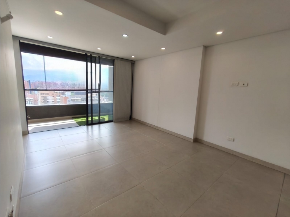 Apartamento Moderno en Venta, Envigado, El Portal Maravillosa vista. — foto 2