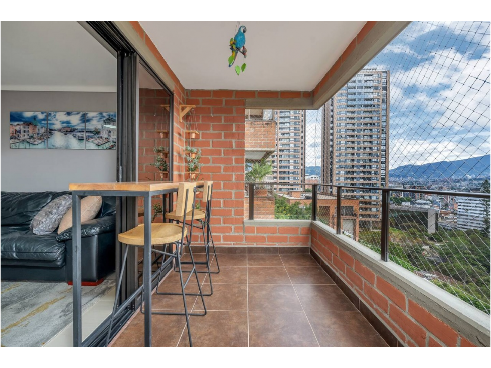 Apartamento en venta Remodelado, Medellín, Poblado, Castropol — foto 3