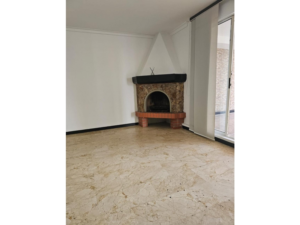 Venta casa en Medellín, sector El Poblado, barrio La Calera — foto 4