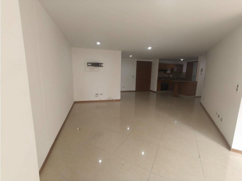 Apartamento en Venta Sabaneta Las Lomitas Terraza de 17 m² — foto 5