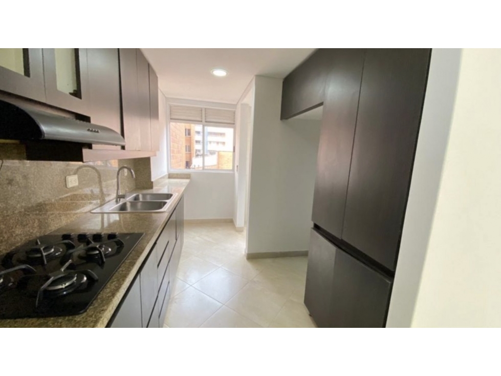 APARTAMENTO MODERNO EN VENTA, MEDELLÍN, LAURELES, SANTA TERESITA — foto 5