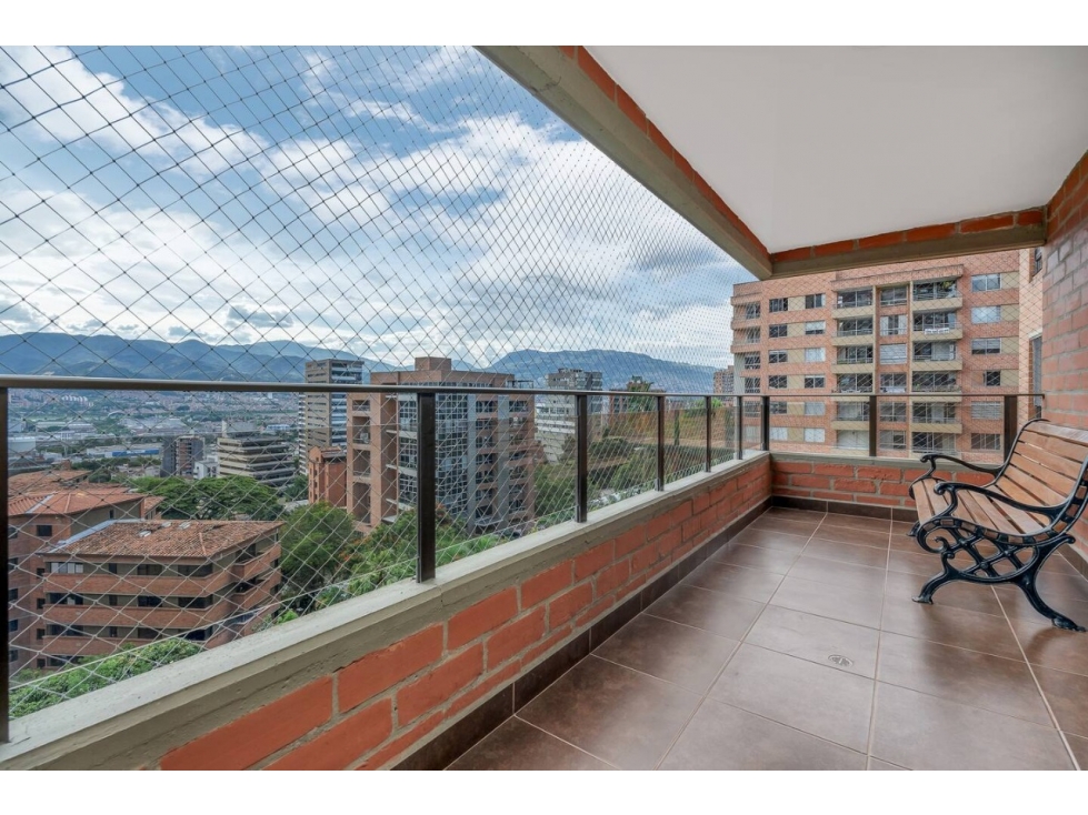 Apartamento en venta Remodelado, Medellín, Poblado, Castropol — foto 4