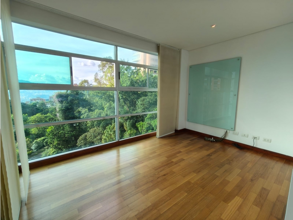 Apartamento en Venta Poblado, loma del Tesoro. — foto 6