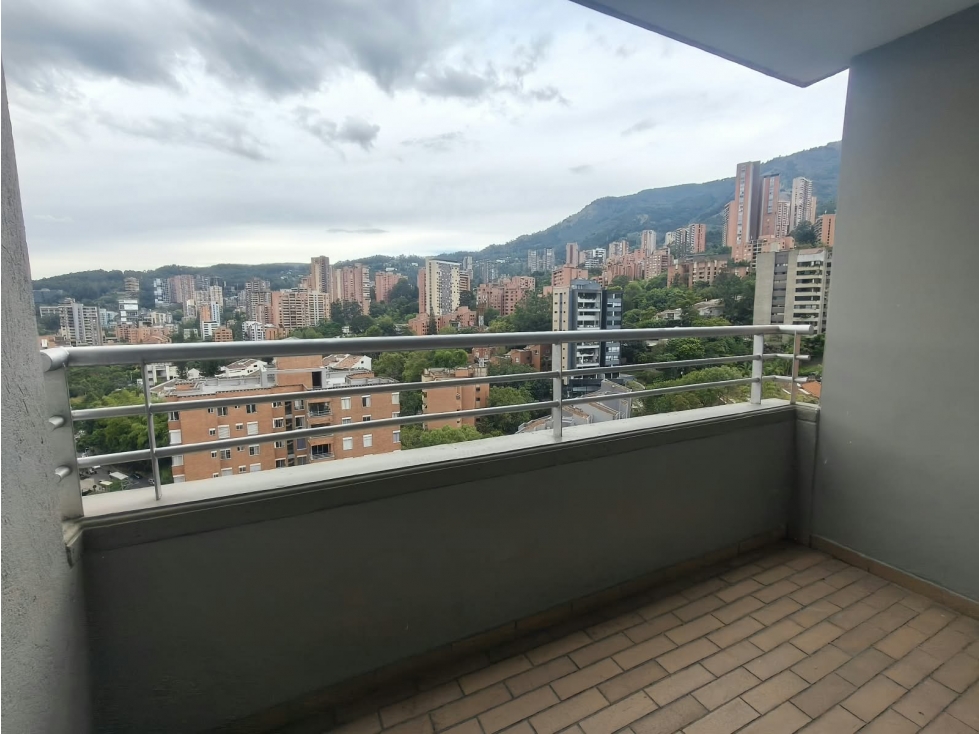 APARTAMENTO en Venta, Medellín, El Poblado, Transversal Inferior 76 m² — foto 4