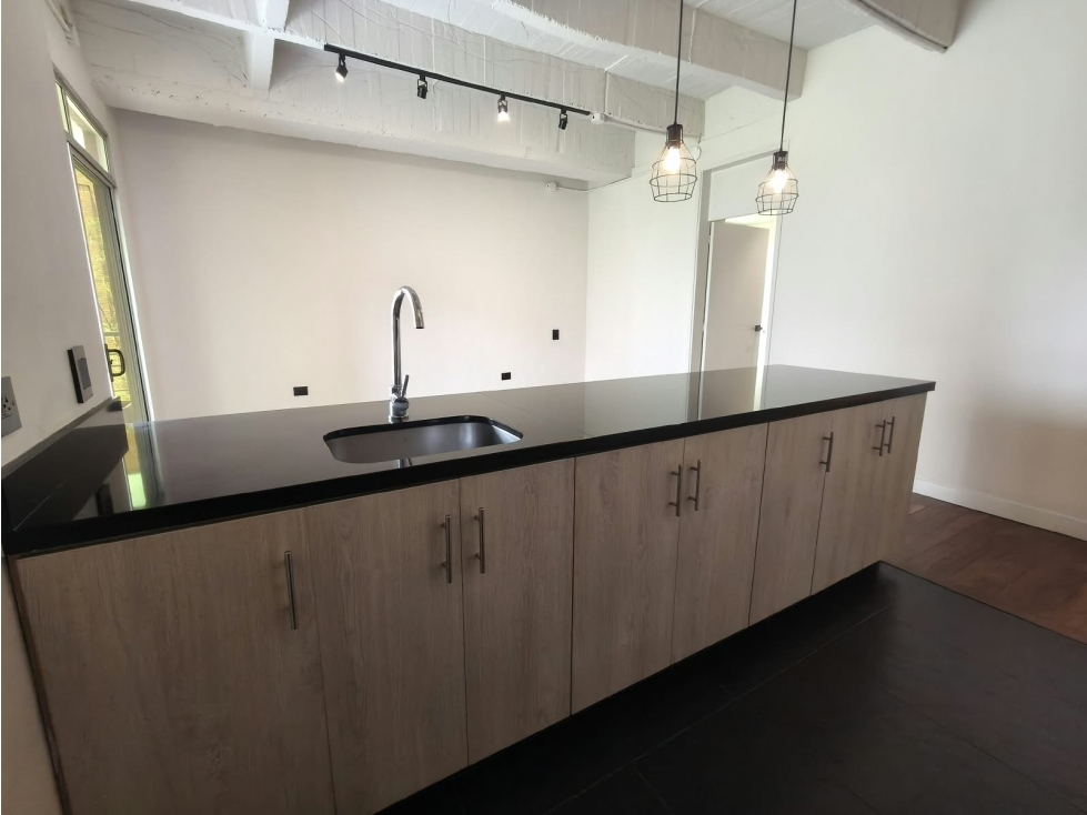 APARTAESTUDIO en Venta, Medellín, El Poblado, El Tesoro. — foto 5