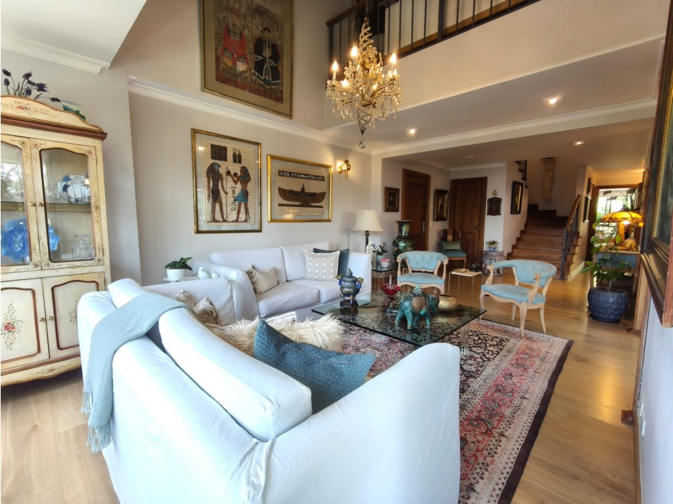 Apartamento duplex Remodelado Venta Poblado, por la loma del Tesoro. — foto 4