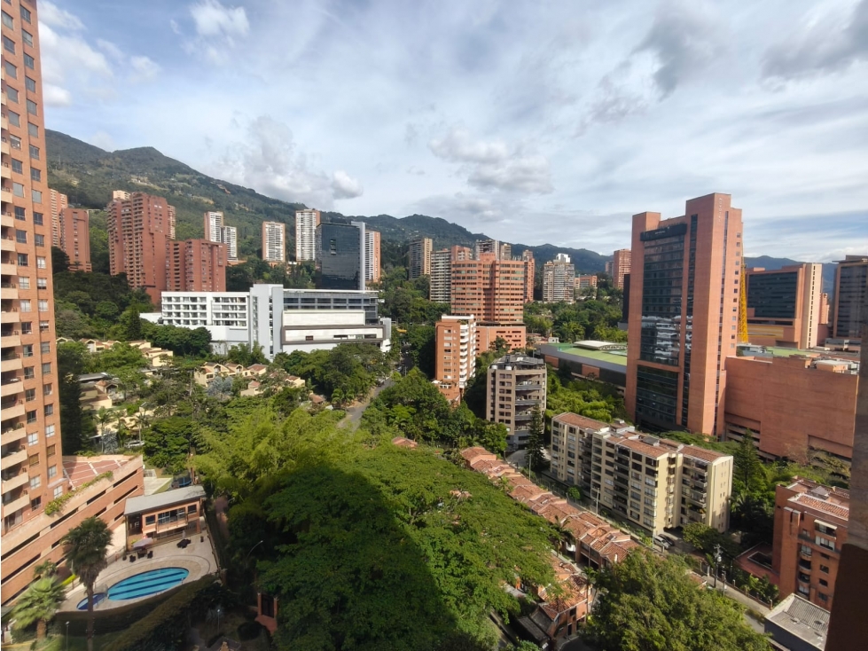 Exclusivo Apartamento En Venta Poblado, Loma del Tesoro Vista 180° — foto 3