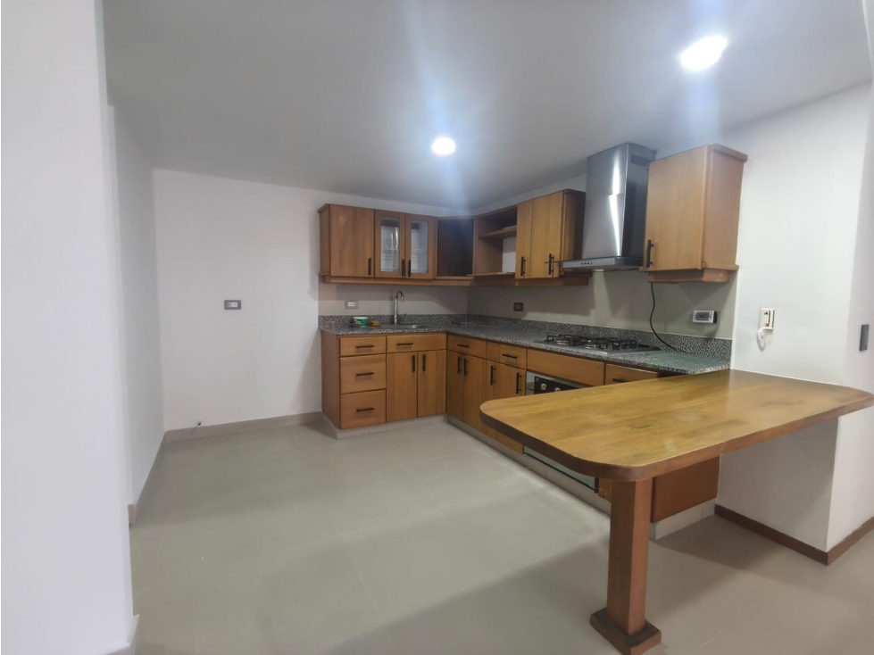 Apartamento en Venta, Sabaneta, Aves María, Excelente ubicación. — foto 6
