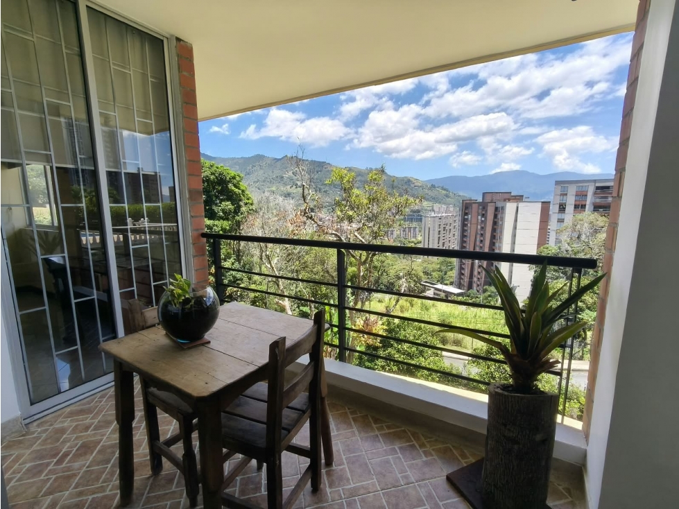 Casa Independiente en Venta, Envigado El Escobero Bajito 1.000 m² lote — foto 3