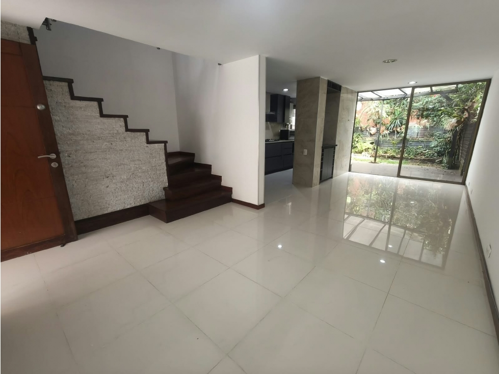 Casa Remodelada en Venta, Envigado, Cumbres. — foto 5