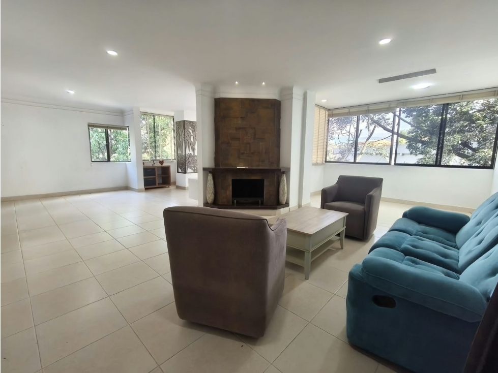 APARTAMENTO DÚPLEX en Venta, Medellín, El Poblado, San Lucas.