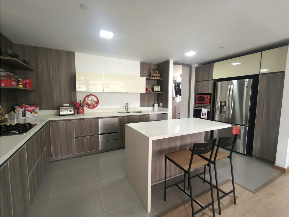APARTAMENTO en Arriendo, Envigado, Loma del Esmeraldal 169 m² aprox. — foto 6