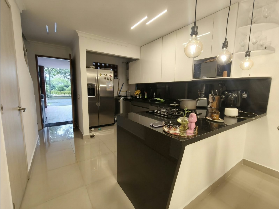 CASA REMODELADA en Venta, Envigado, Camino Verde 136 m² aprox. — foto 4