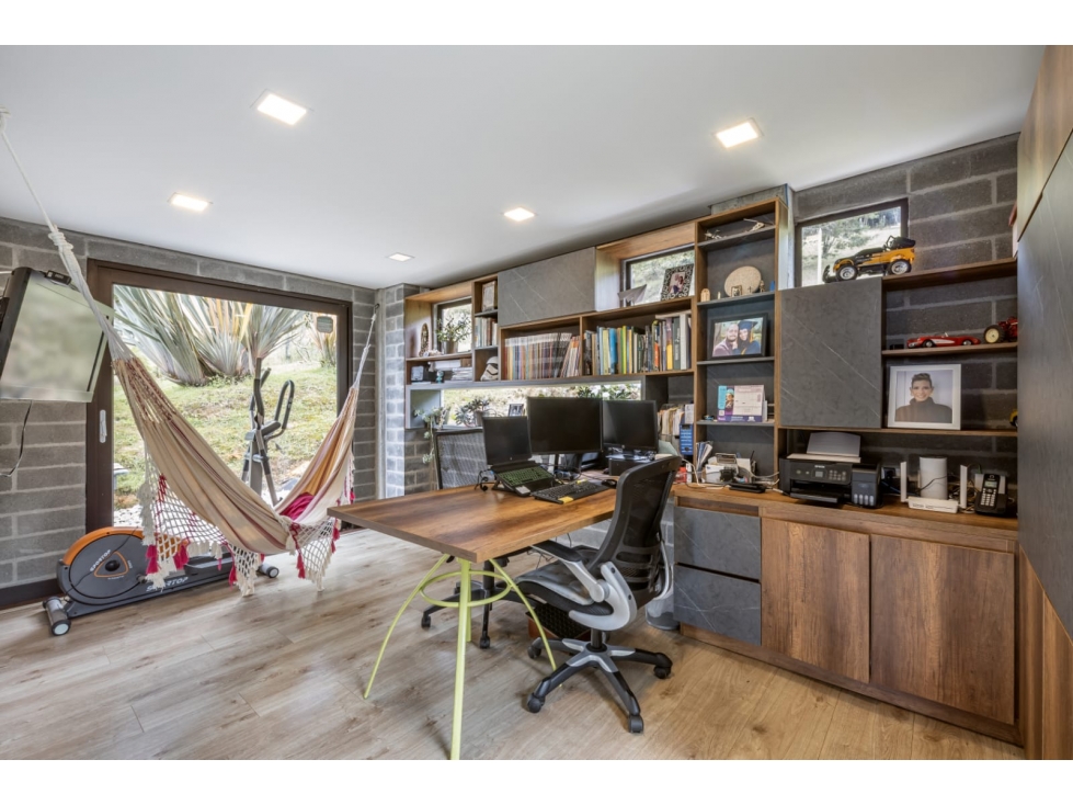 Casa Moderna en Venta, Santa Elena. — foto 6