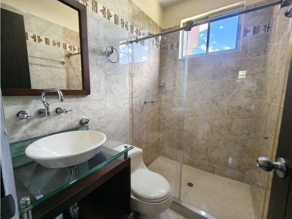 Casa Independiente en Venta, Envigado El Escobero Bajito 1.000 m² lote — foto 6