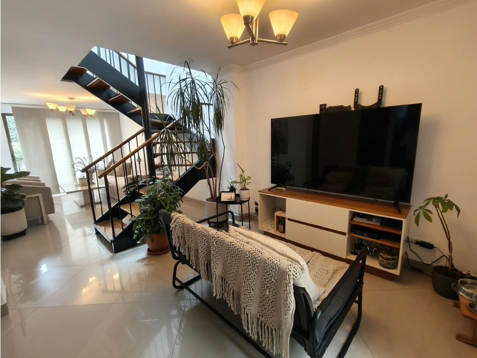 CASA FAMILIAR en Venta, Envigado, Camino Verde 157 m² aprox. — foto 3
