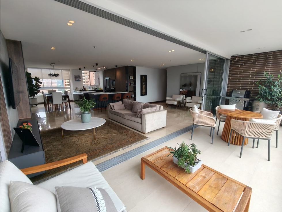 Exclusivo Apartamento VENTA, Moderno Excelente vista Poblado El Tesoro — foto 2