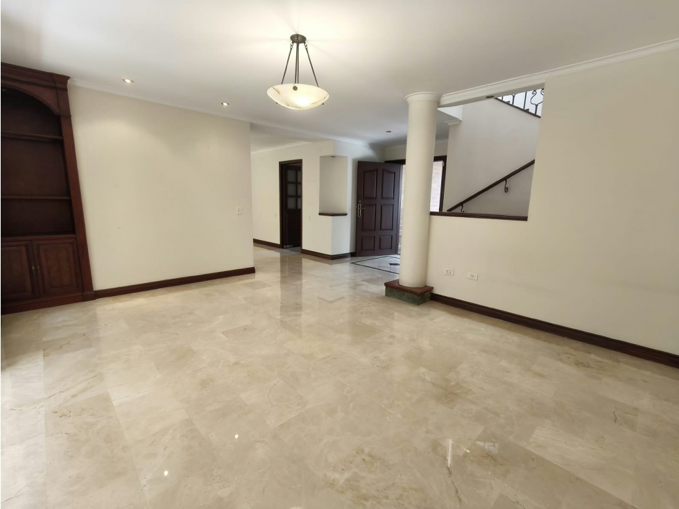 Casa de 2 Niveles en Venta, El Poblado, Los Balsos — foto 6