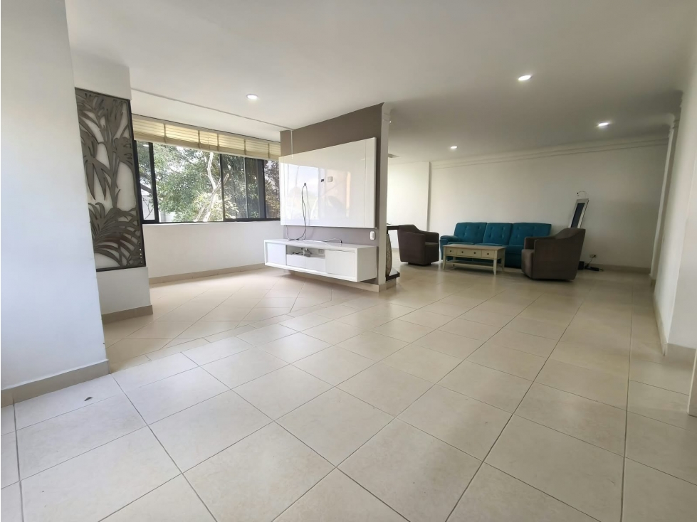 APARTAMENTO DÚPLEX en Venta, Medellín, El Poblado, San Lucas. — foto 2