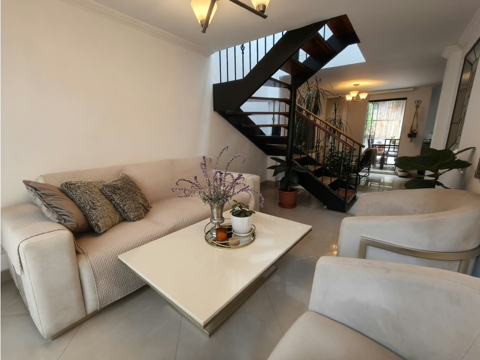 CASA FAMILIAR en Venta, Envigado, Camino Verde 157 m² aprox. — foto 6