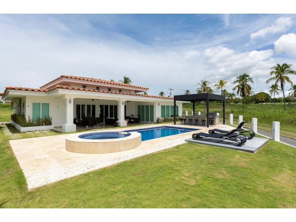 Venta casa en Vistamar Golf Beach & Marina