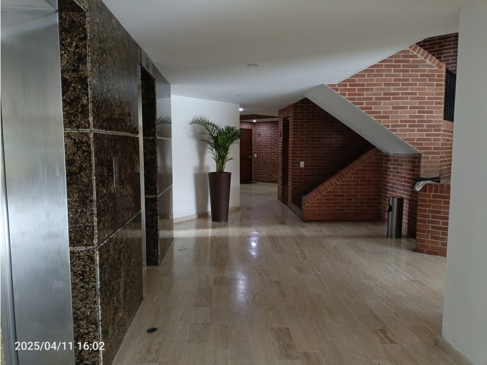 APARTAMENTO PARA LA VENTA CALLEJA — foto 3