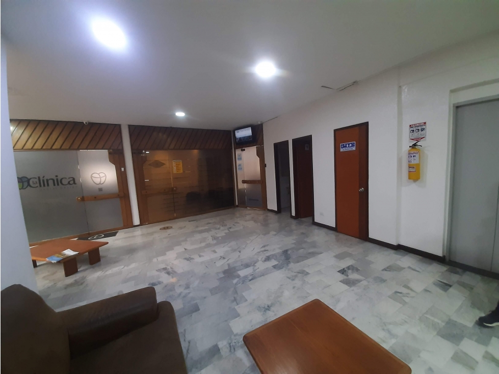 OFICINA PARA ALQUILAR O VENTA BARRIO CHICO