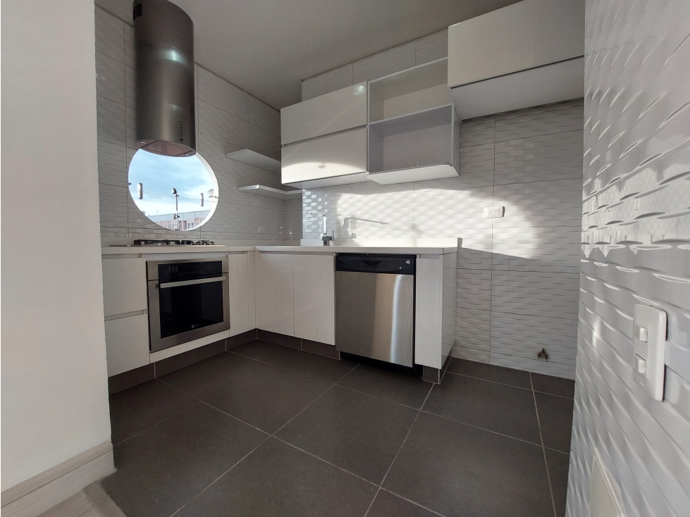 VENDO APARTAMENTO CHICO. DISEÑO MODERNO. HERMOSAS VISTAS A LA CIUDAD — foto 6