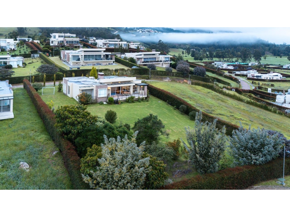 VENDO CASA CAMPESTRE EN SOPO. CLUB HOUSE PREMIUM SUPER VISTAS - 2