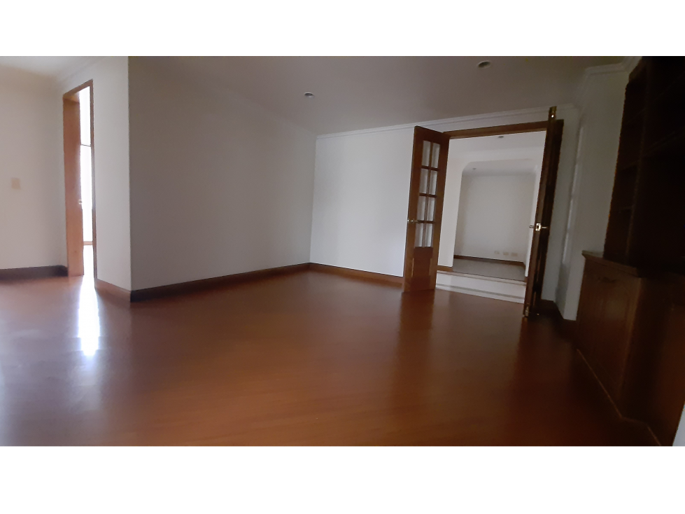 VENDO APARTAMENTO ESPACIOSO Y LLENO DE LUZ SANTA BARBARA — foto 4