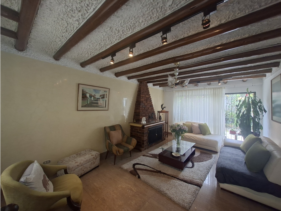 CLASICA DISEÑO ORIIGINAL CASA SANTA ANA OCCIDENTAL BOGOTA — foto 4