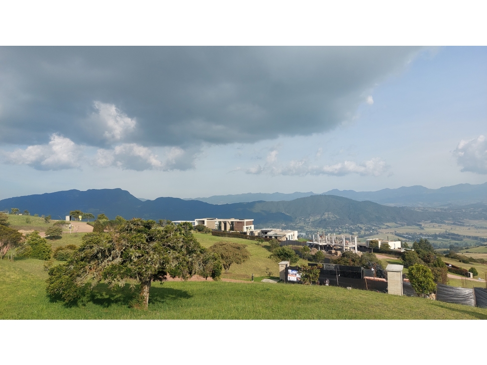 VENDO LOTE ESPECTACULARES VISTA EXCLUSIVO CONDOMINIO CAMPESTRE SOPO - 2