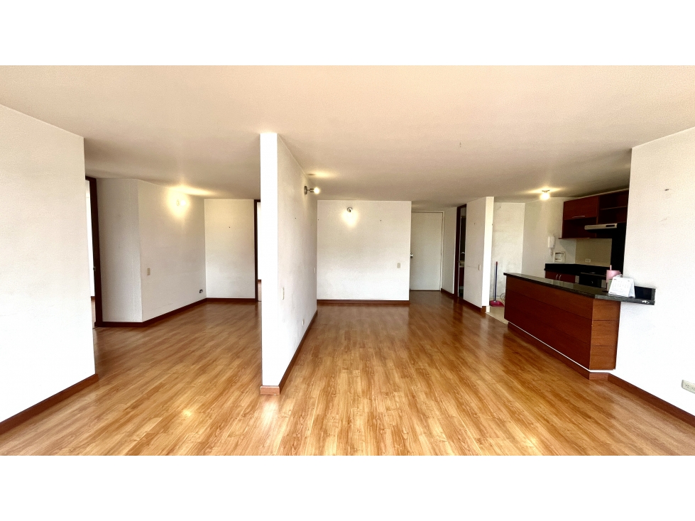 CEDRITOS EXTERIOR 105 m2 3 HAB 3 BAÑ 2 GJES EXTERIOR BALCON — foto 2