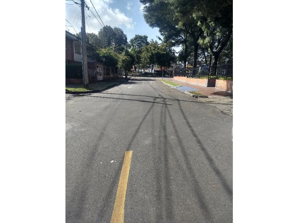 Oficina o local comercial EL POLO Casa dos niveles 234m2 — foto 2
