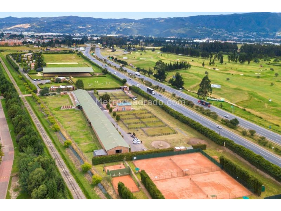 LOTE EN CONJUNTO APOSENTOS 1013 m2 VISTA PANORAMICA — foto 4