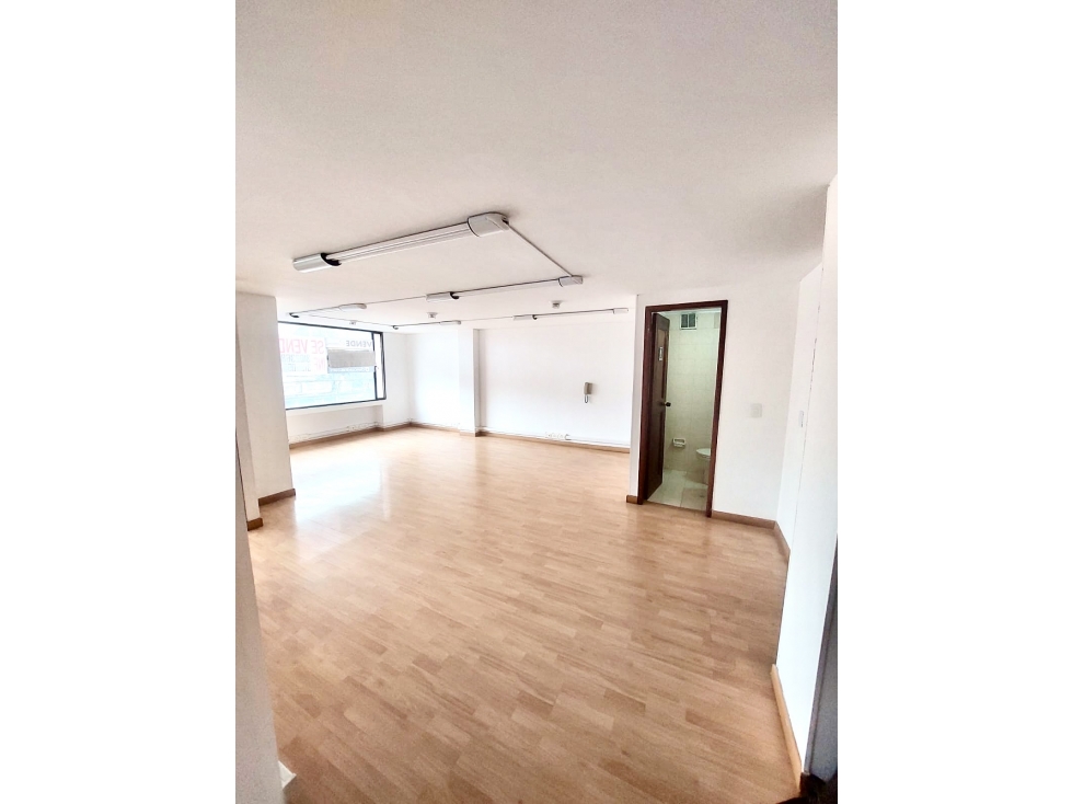 CHICO UBICADISIMA 60 m2 1garaje 2 baños