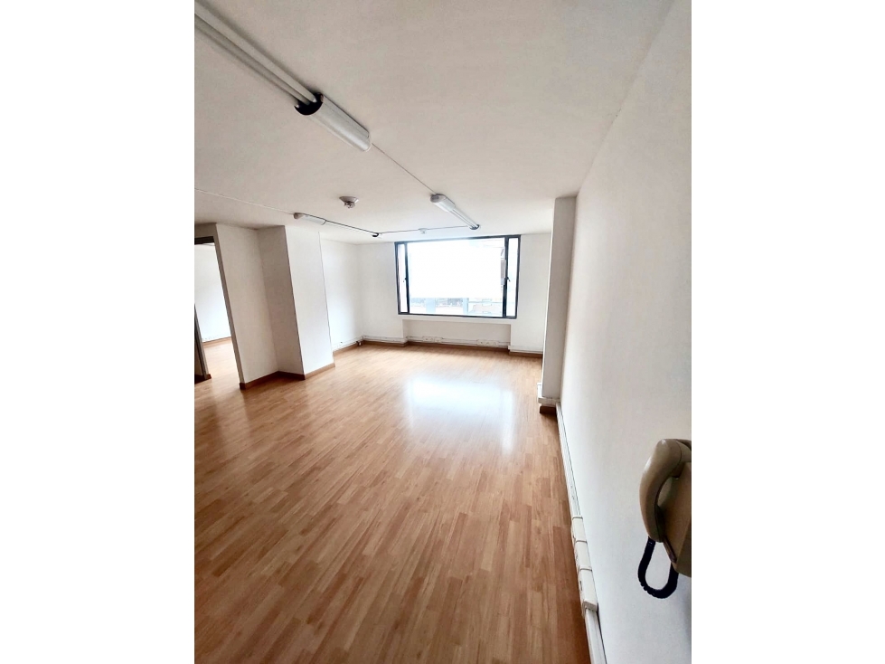 CHICO UBICADISIMA 60 m2 1garaje 2 baños — foto 4