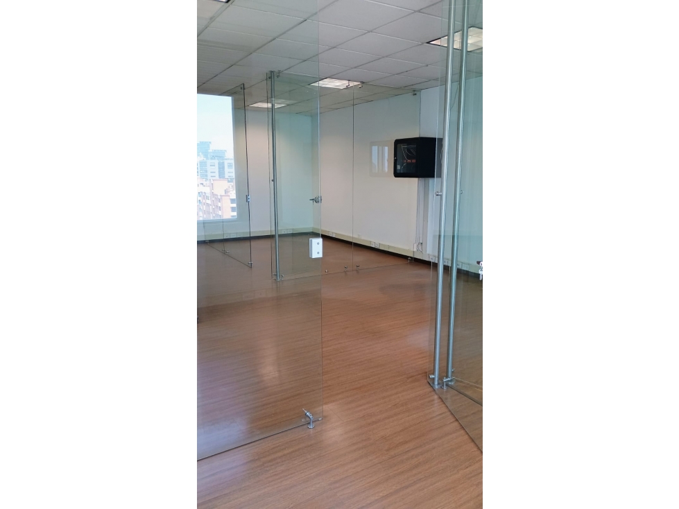 OFICINA CHICO NORTE C.EMPRESARIAL SFOR 45M2 - 3