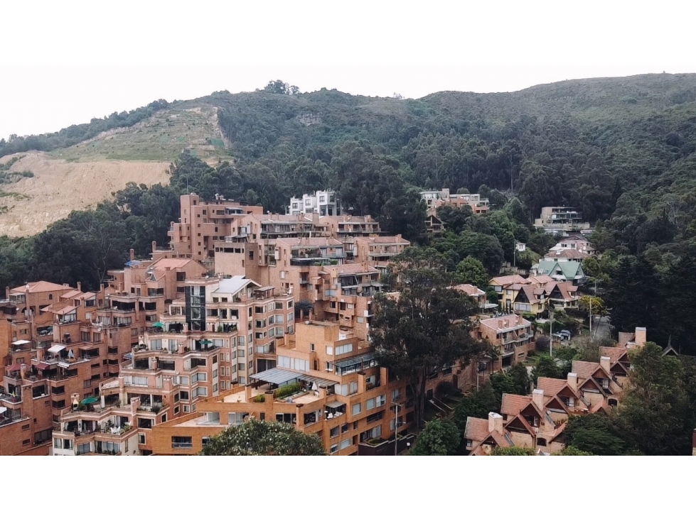PRECIO OPORTUNIDAD BOSQUE DE PINOS CASA LOTE 980m2