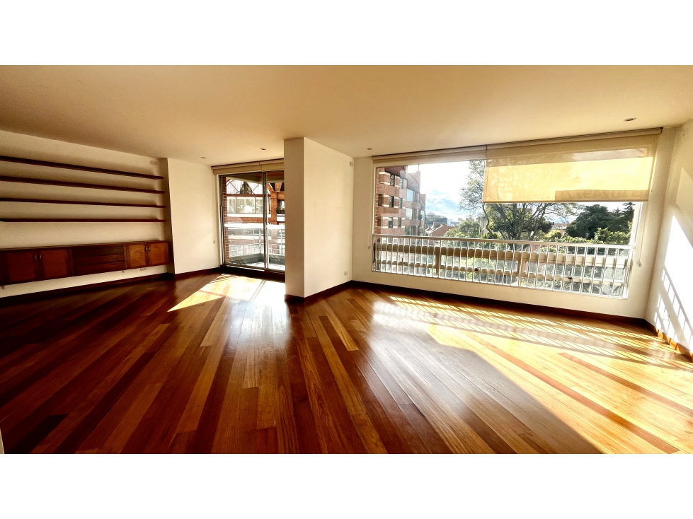 ROSALES BAJO, 234 m2, 3 garajes, BALCONES — foto 3