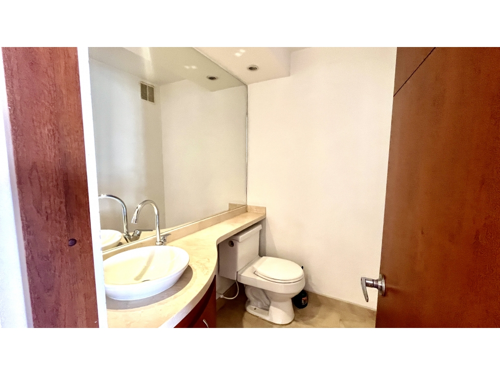 CEDRITOS EXTERIOR 105 m2 3 HAB 3 BAÑ 2 GJES EXTERIOR BALCON — foto 4