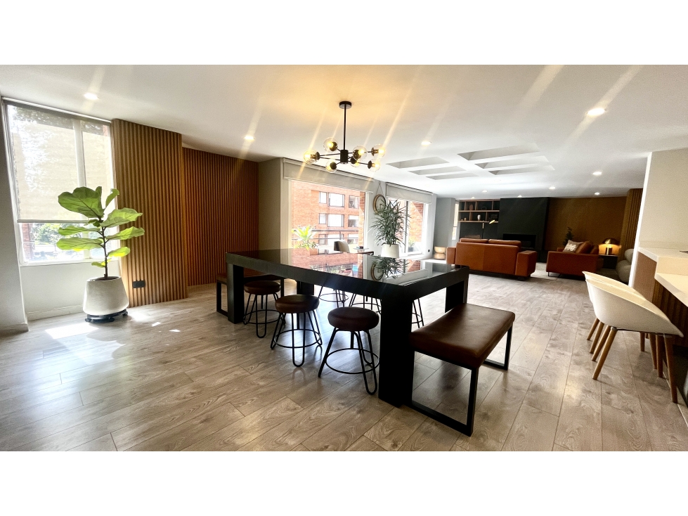 Chico, 225m2, REMODELADO, 3 garajes, exterior — foto 3