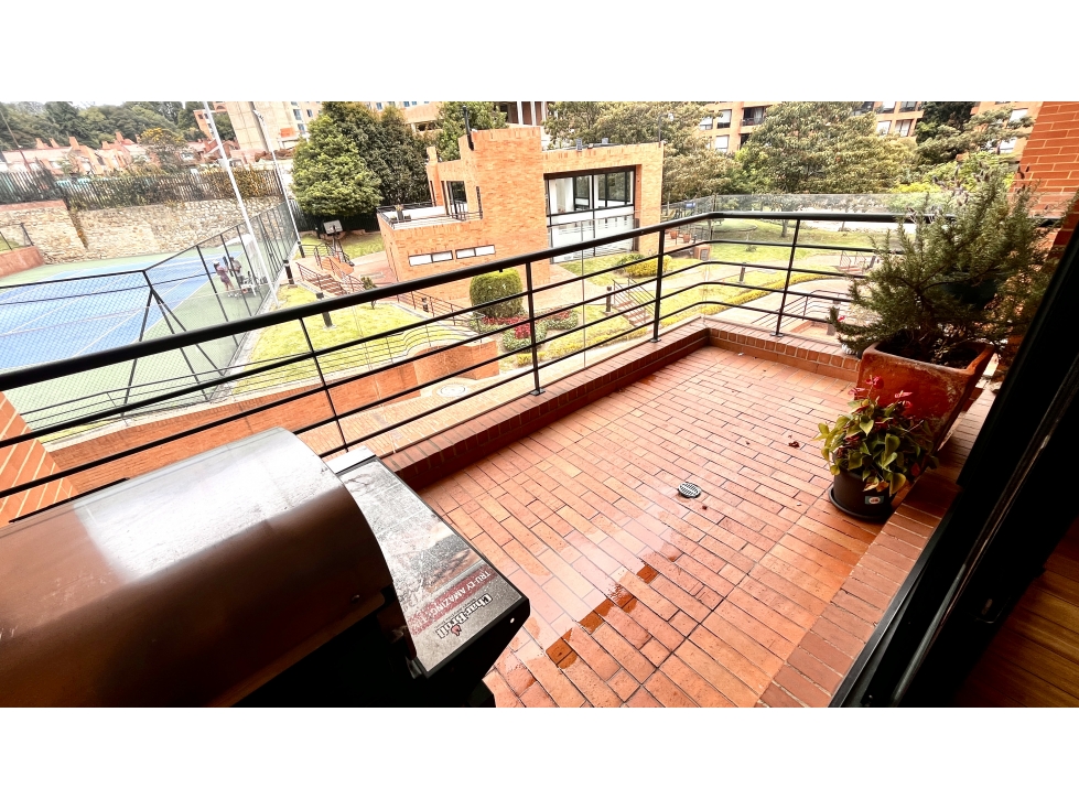 COLINA GRATAMIRA CONJUNTO CERRADO 4 ALC 4 GARAJES 320M2 — foto 4