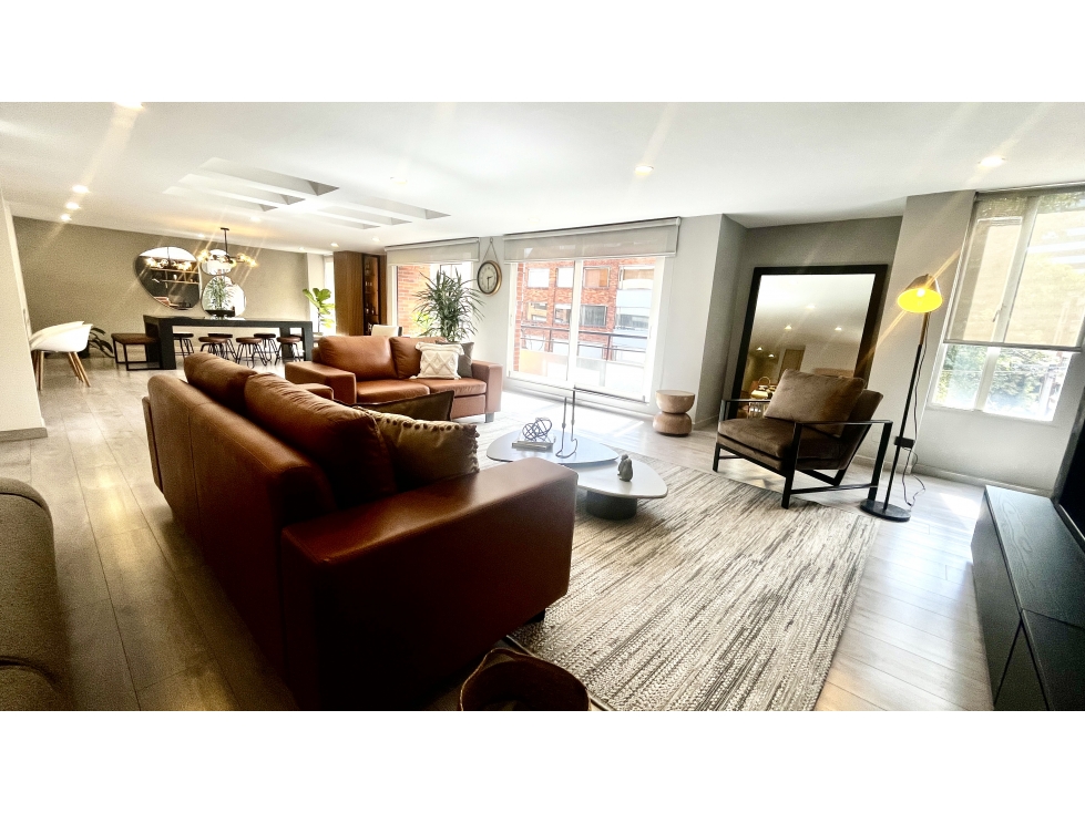Chico, 225m2, REMODELADO, 3 garajes, exterior — foto 4