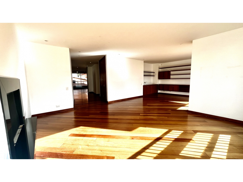 ROSALES BAJO, 234 m2, 3 garajes, BALCONES — foto 5