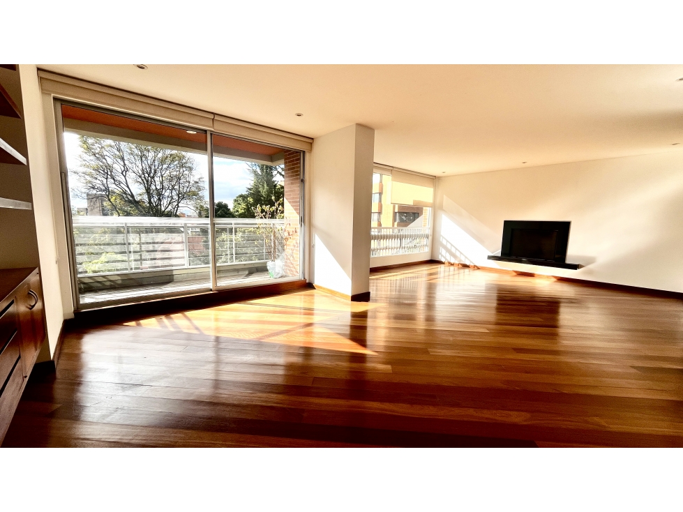 ROSALES BAJO, 234 m2, 3 garajes, BALCONES — foto 6
