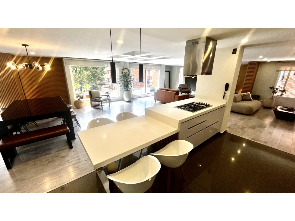 Chico, 225m2, REMODELADO, 3 garajes, exterior — foto 6
